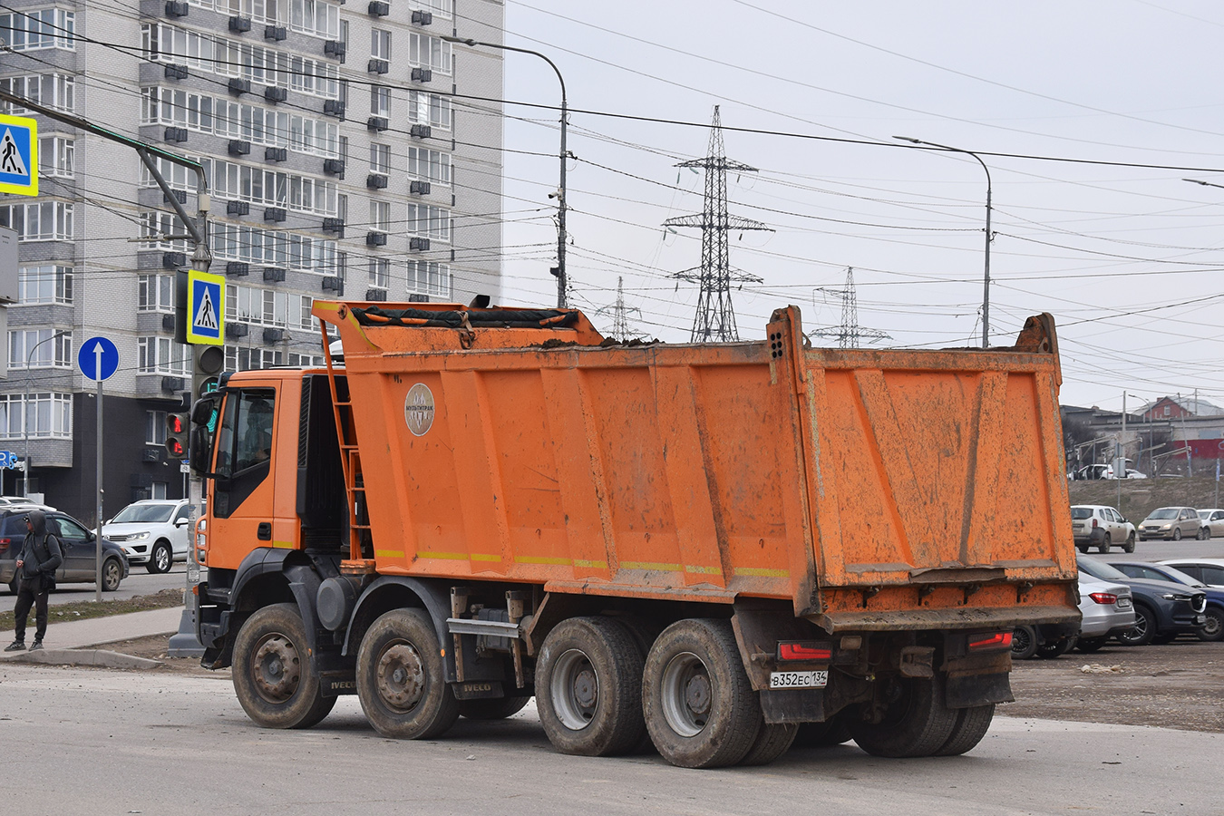 Волгоградская область, № В 352 ЕС 134 — IVECO Trakker ('2007)