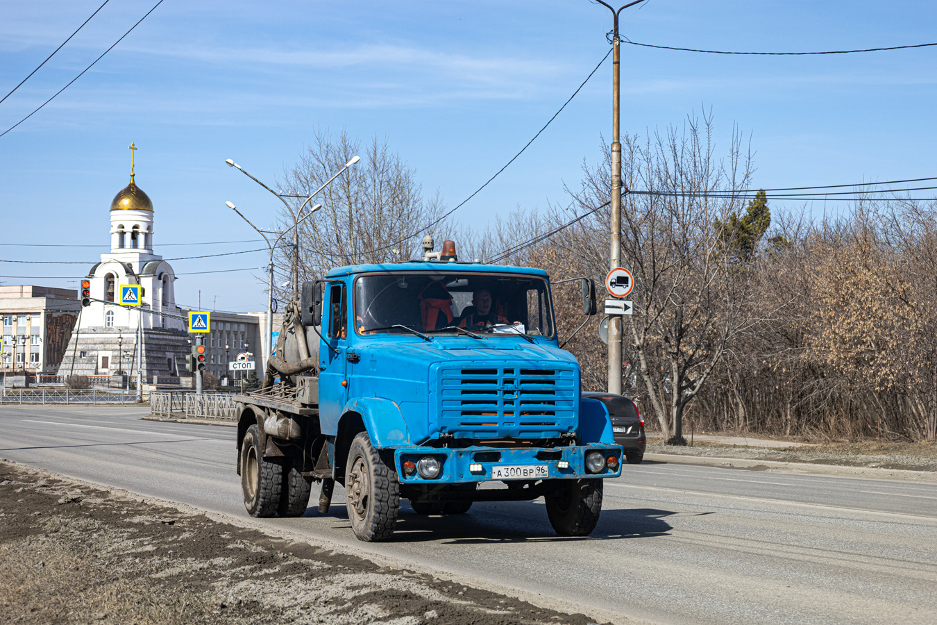 Свердловская область, № А 300 ВР 96 — ЗИЛ-433362