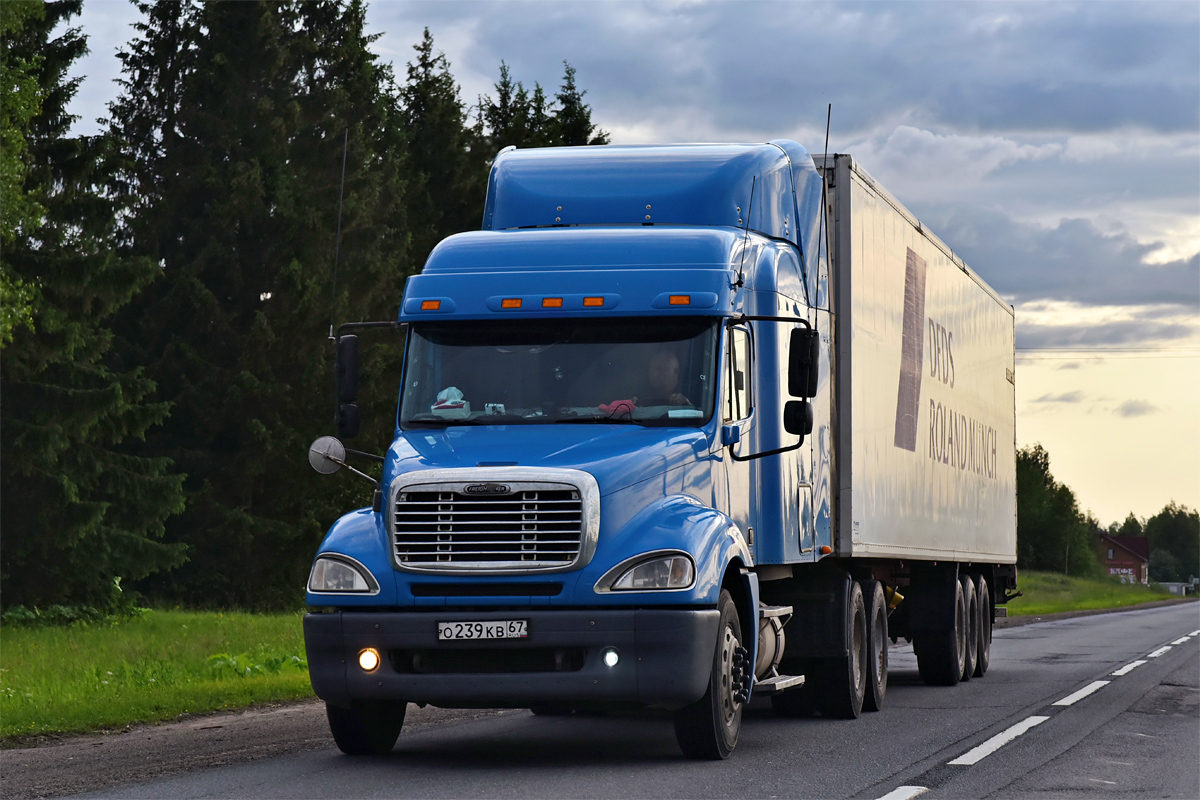 Смоленская область, № О 239 КВ 67 — Freightliner Columbia