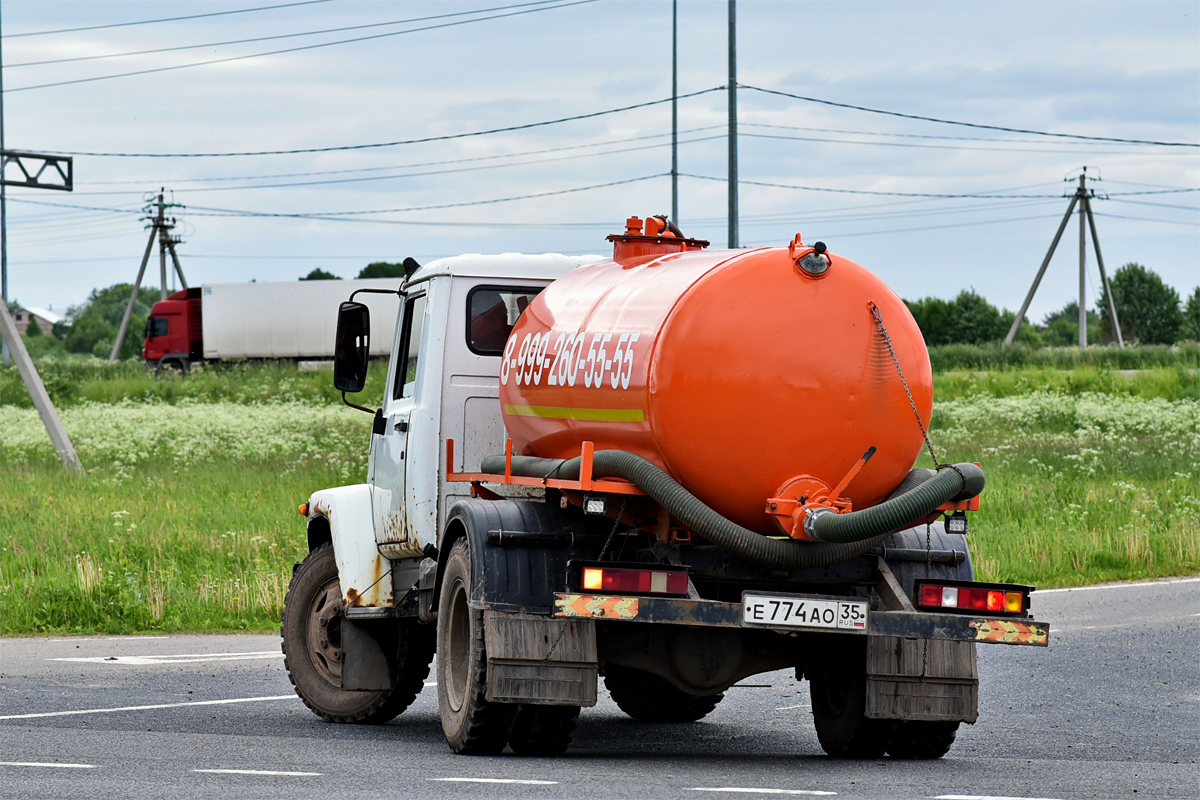 Вологодская область, № Е 774 АО 35 — ГАЗ-3309