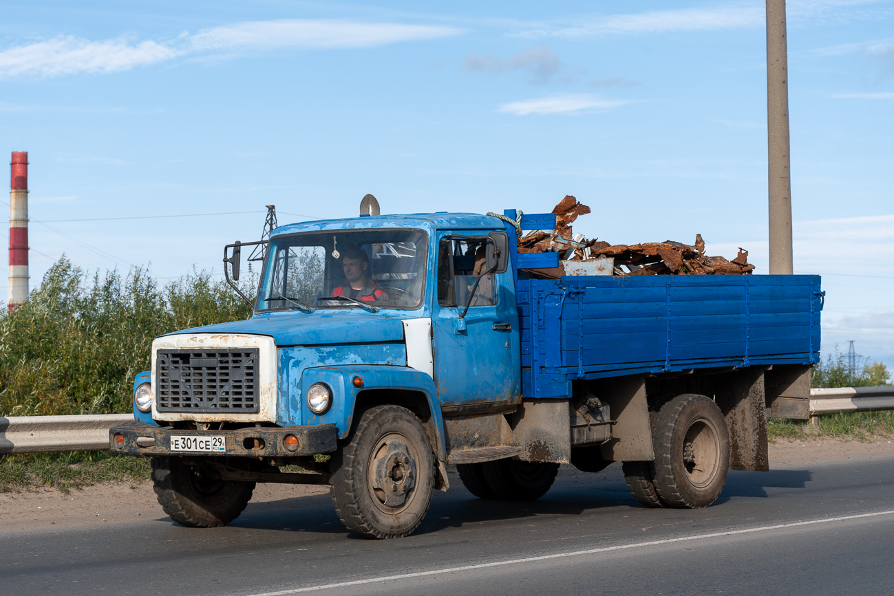 Архангельская область, № Е 301 СЕ 29 — ГАЗ-3307
