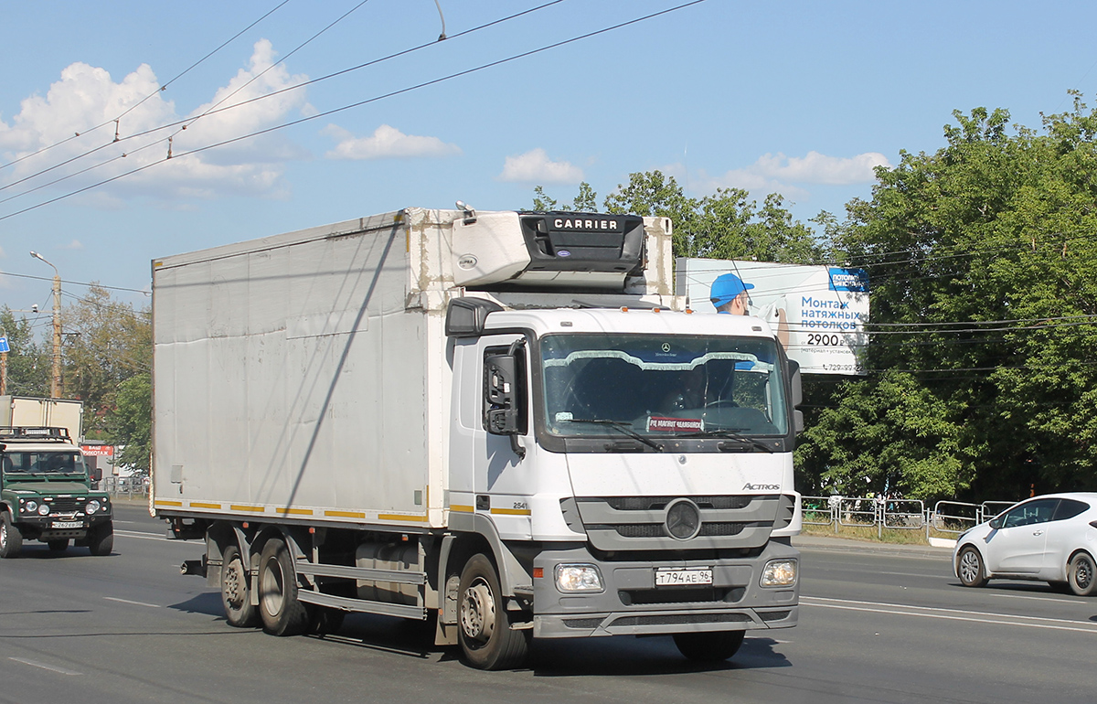Челябинская область, № Т 794 АЕ 96 — Mercedes-Benz Actros ('2009) 2541