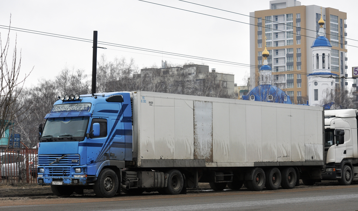 Омская область, № С 123 АТ 55 — Volvo ('1993) FH12.460