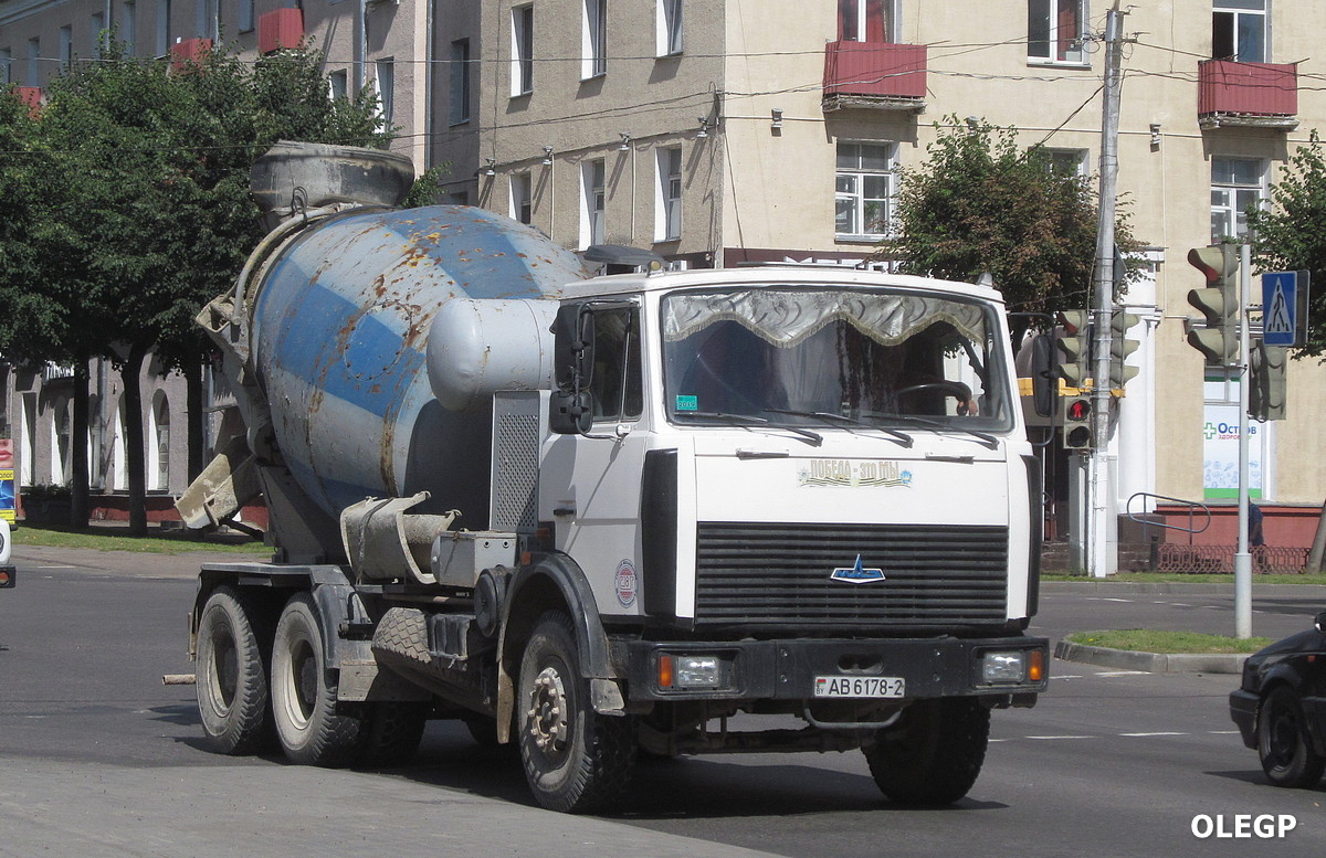 Витебская область, № АВ 6178-2 — МАЗ-6303 (общая модель)