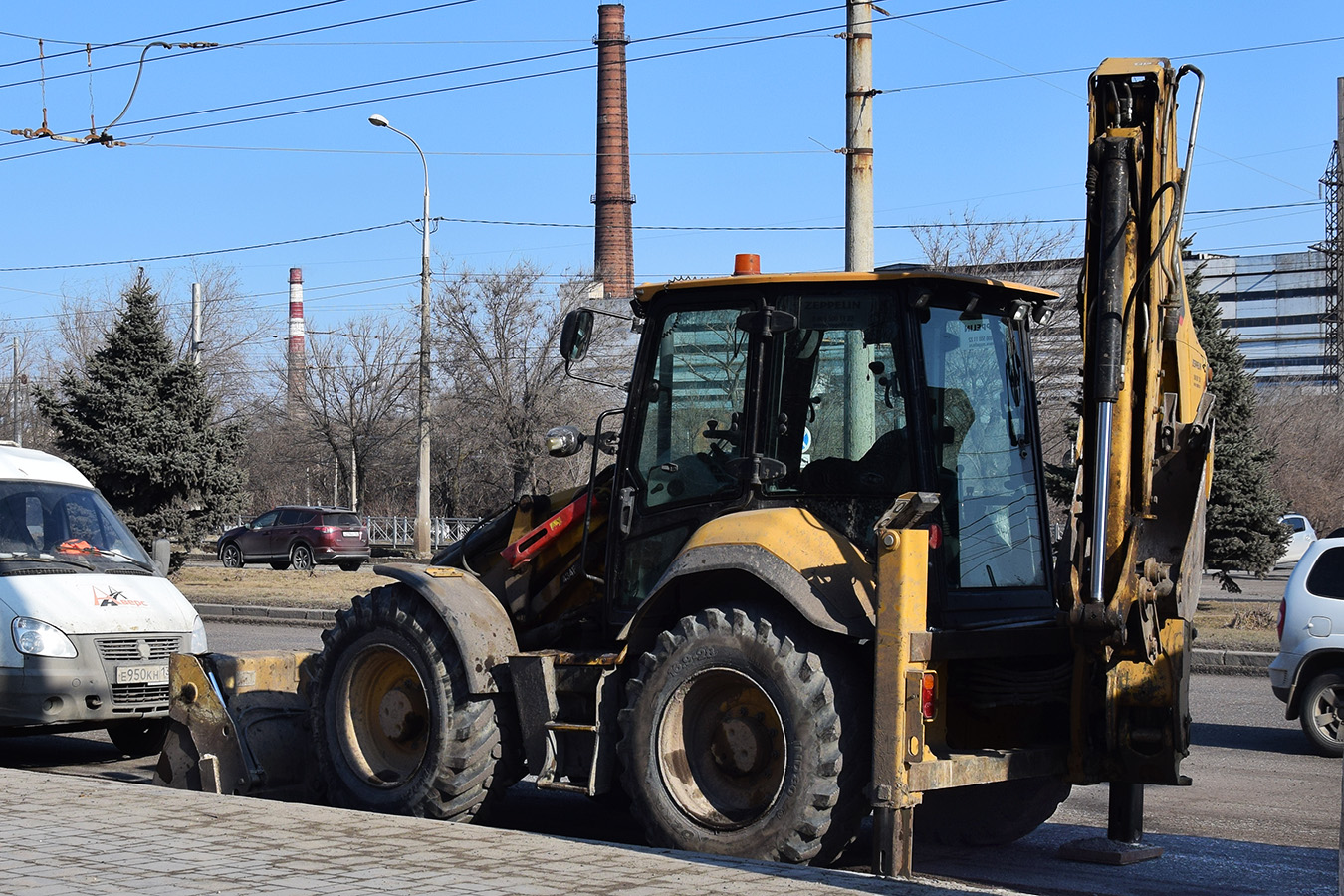 Волгоградская область, № 07** СА 34 — Caterpillar 434; Волгоградская область — Спецтехника с нечитаемыми на фото номерами