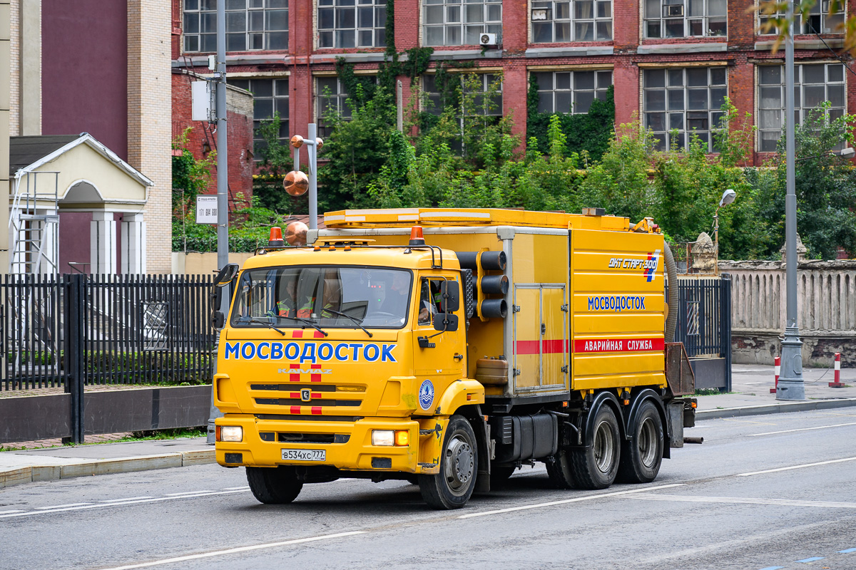 Москва, № В 534 ХС 777 — КамАЗ-65115-42