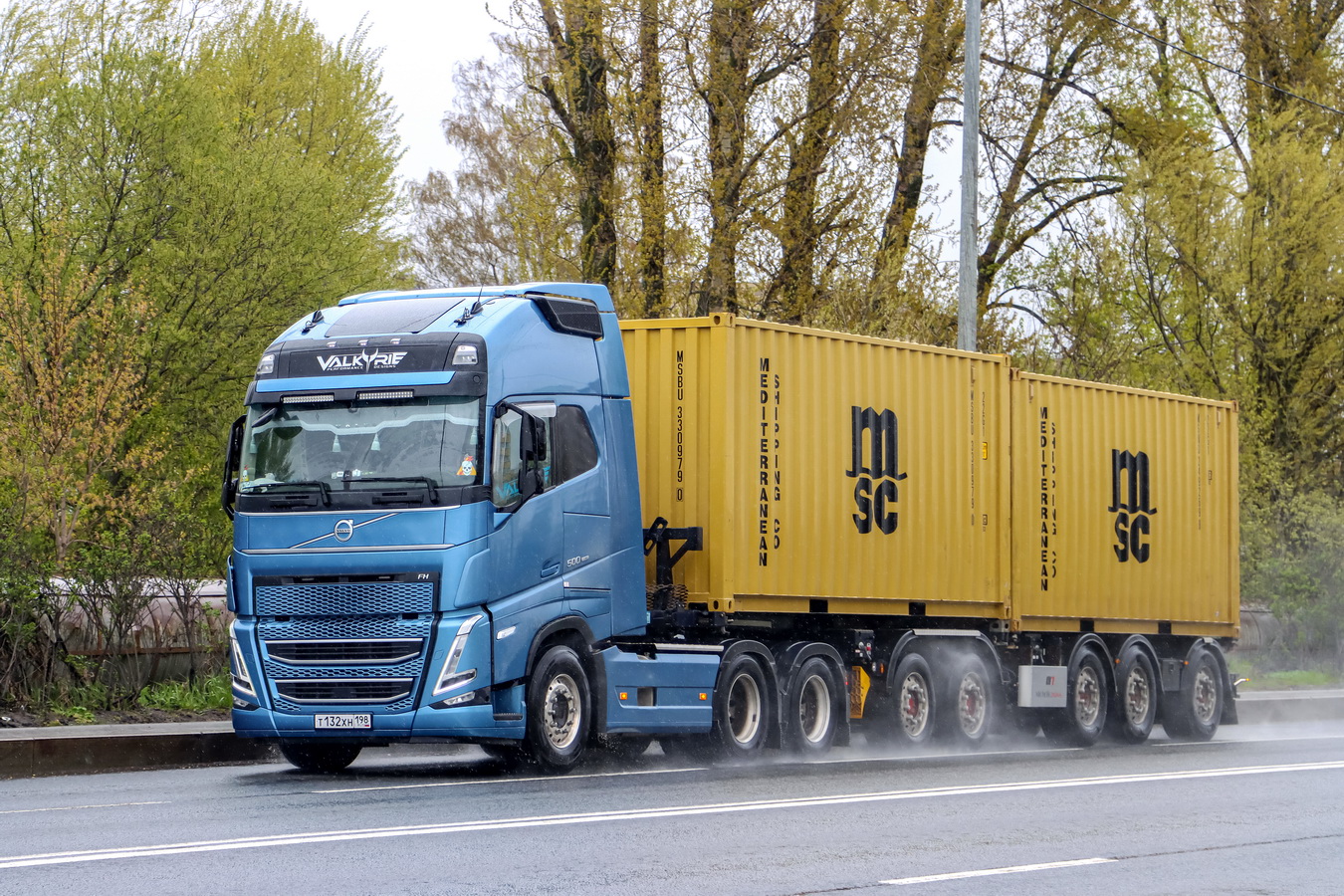 Санкт-Петербург, № Т 132 ХН 198 — Volvo ('2020) FH.500