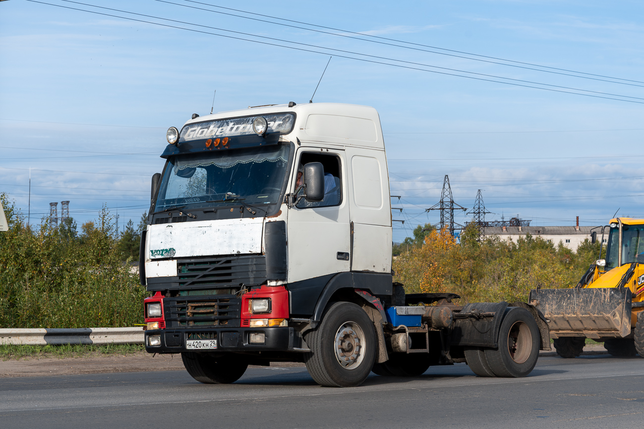 Архангельская область, № Н 420 КН 29 — Volvo ('1993) FH12.380