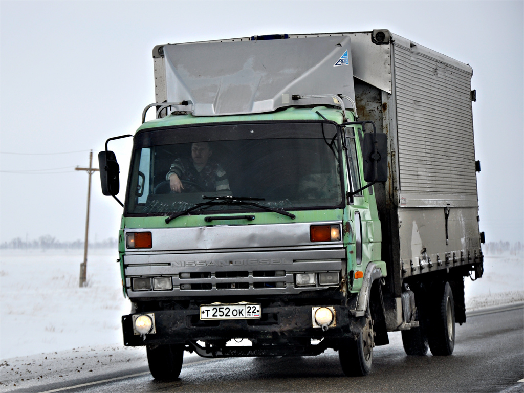 Алтайский край, № Т 252 ОК 22 — Nissan Diesel Condor