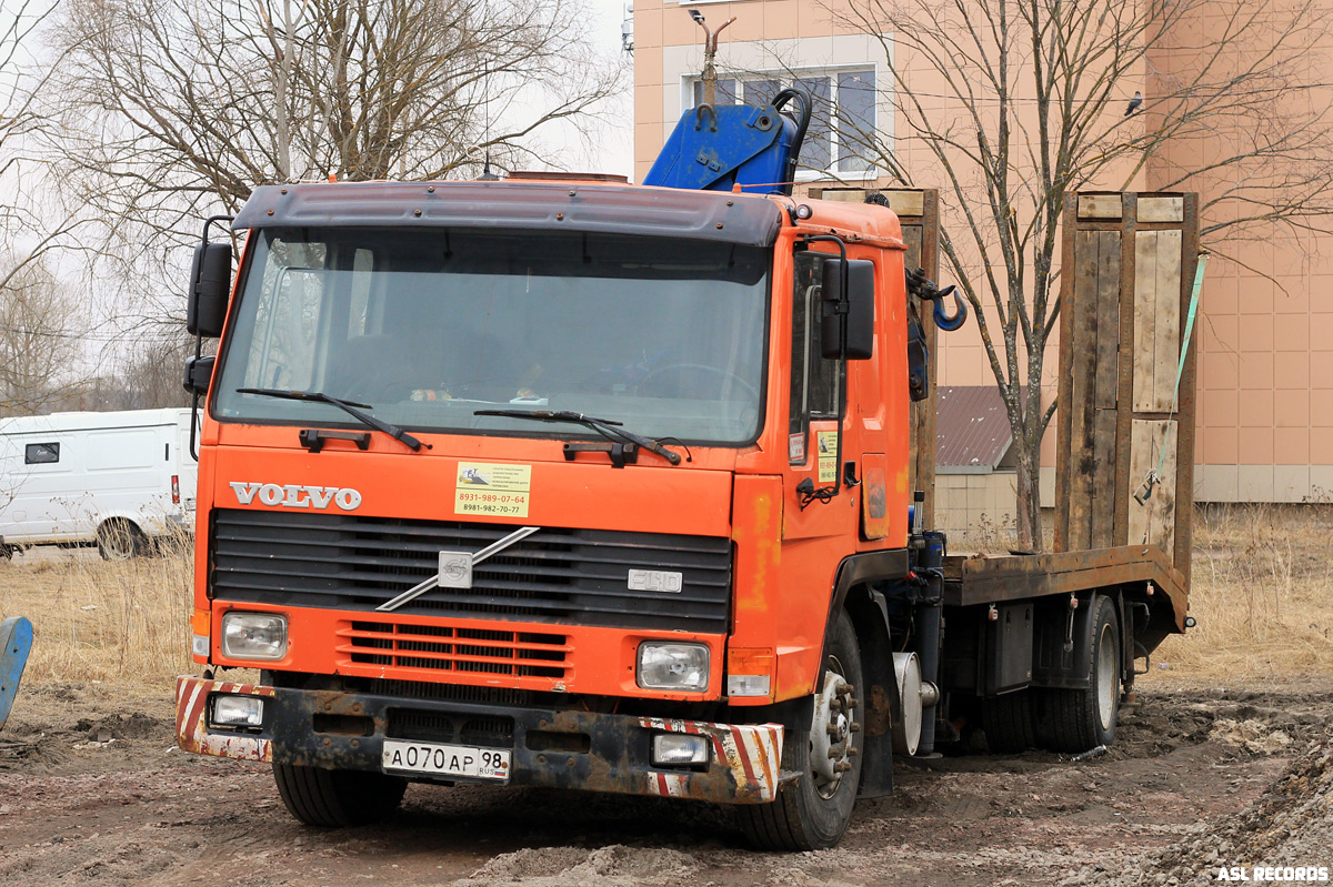 Ленинградская область, № А 070 АР 98 — Volvo FL10