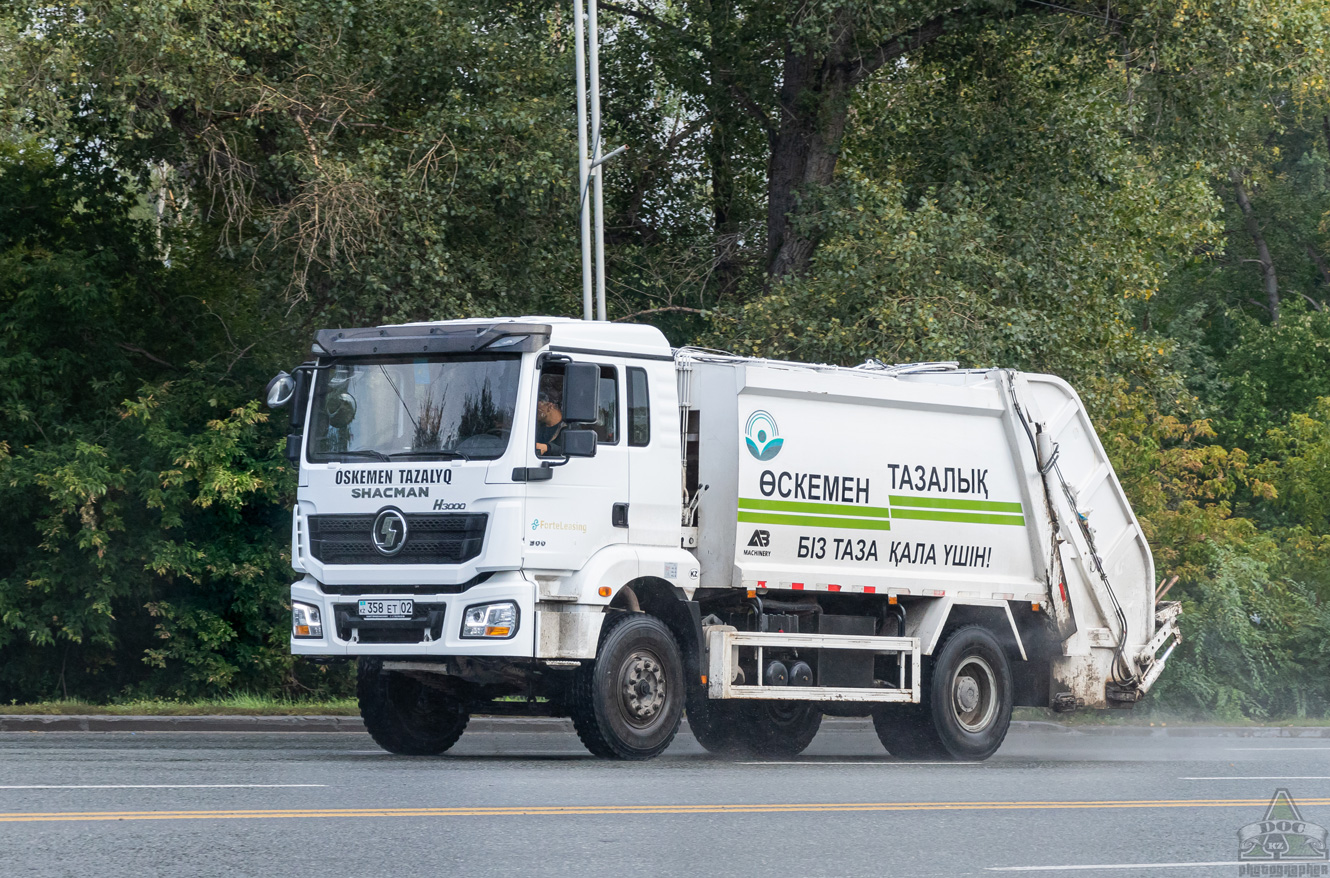 Восточно-Казахстанская область, № 358 ET 02 — Shaanxi Shacman H3000 (общая модель)