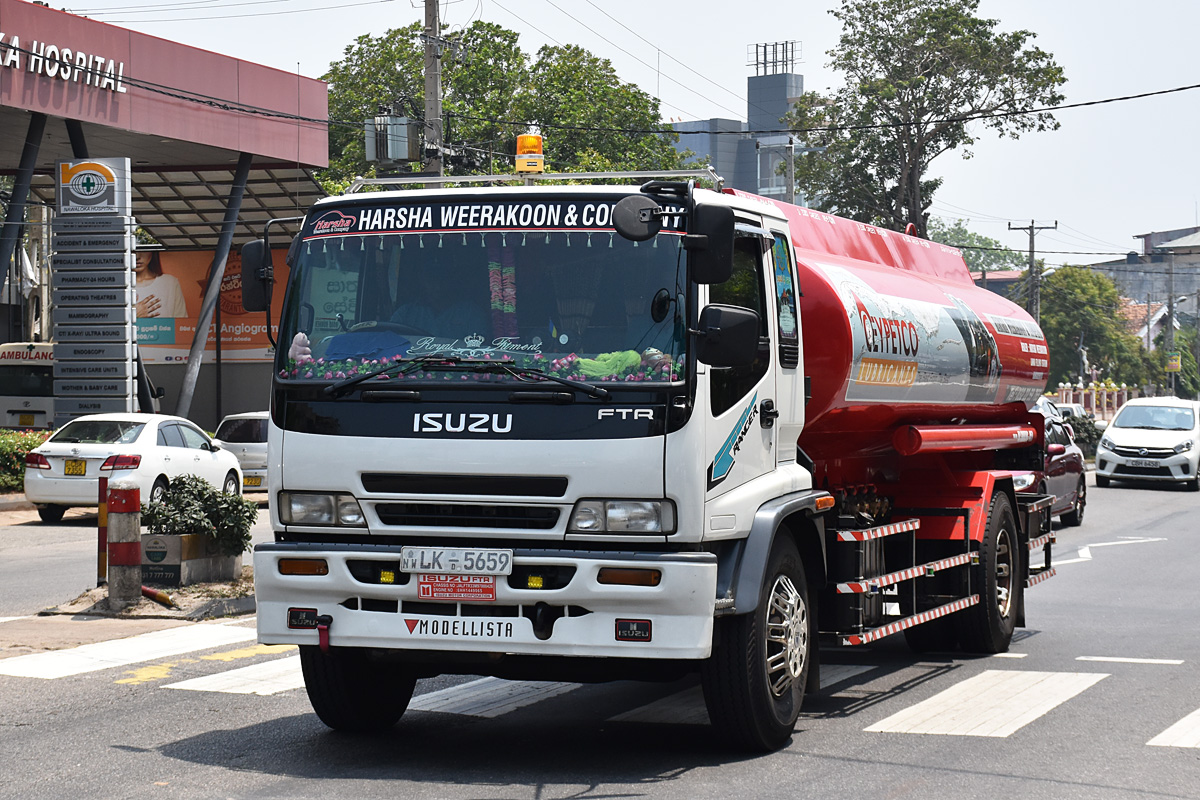 Шри-Ланка, № LK-5659 — Isuzu Forward (общая модель)