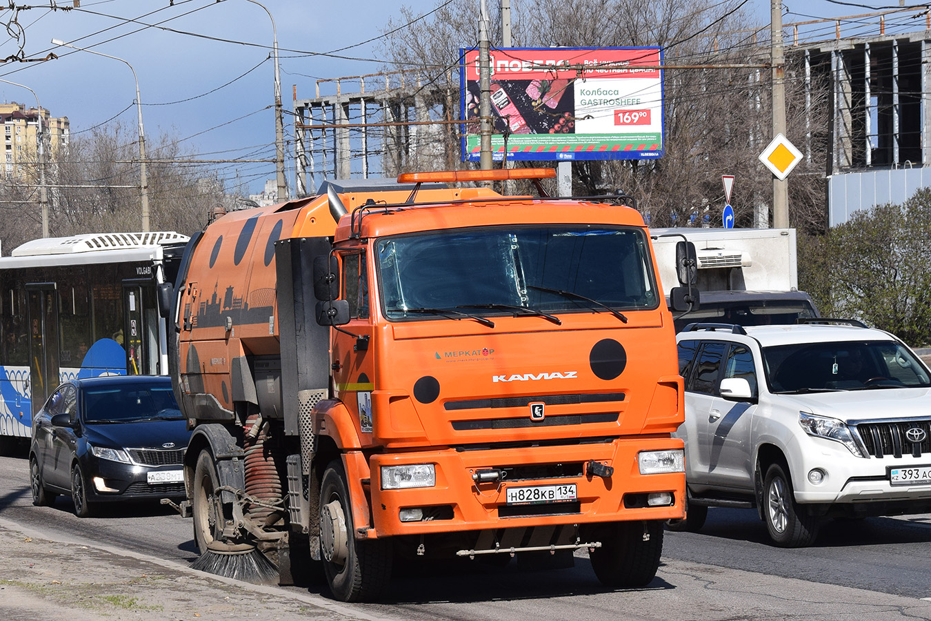 Волгоградская область, № Н 828 КВ 134 — КамАЗ-53605-50