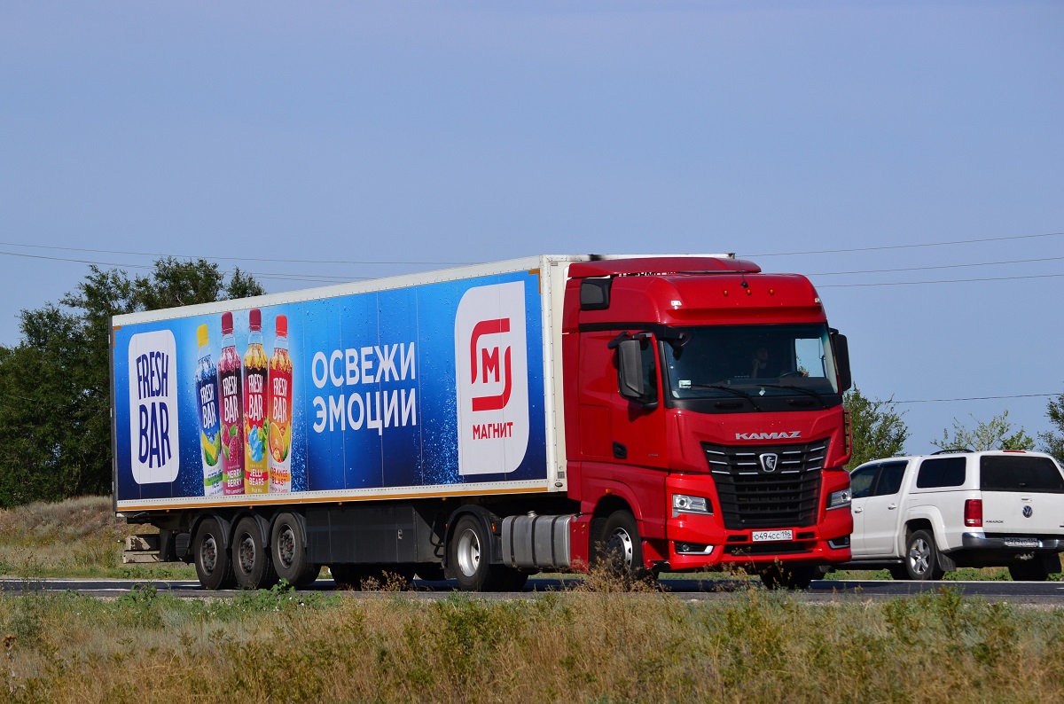 Волгоградская область, № О 494 СС 196 — КамАЗ-54901-CA