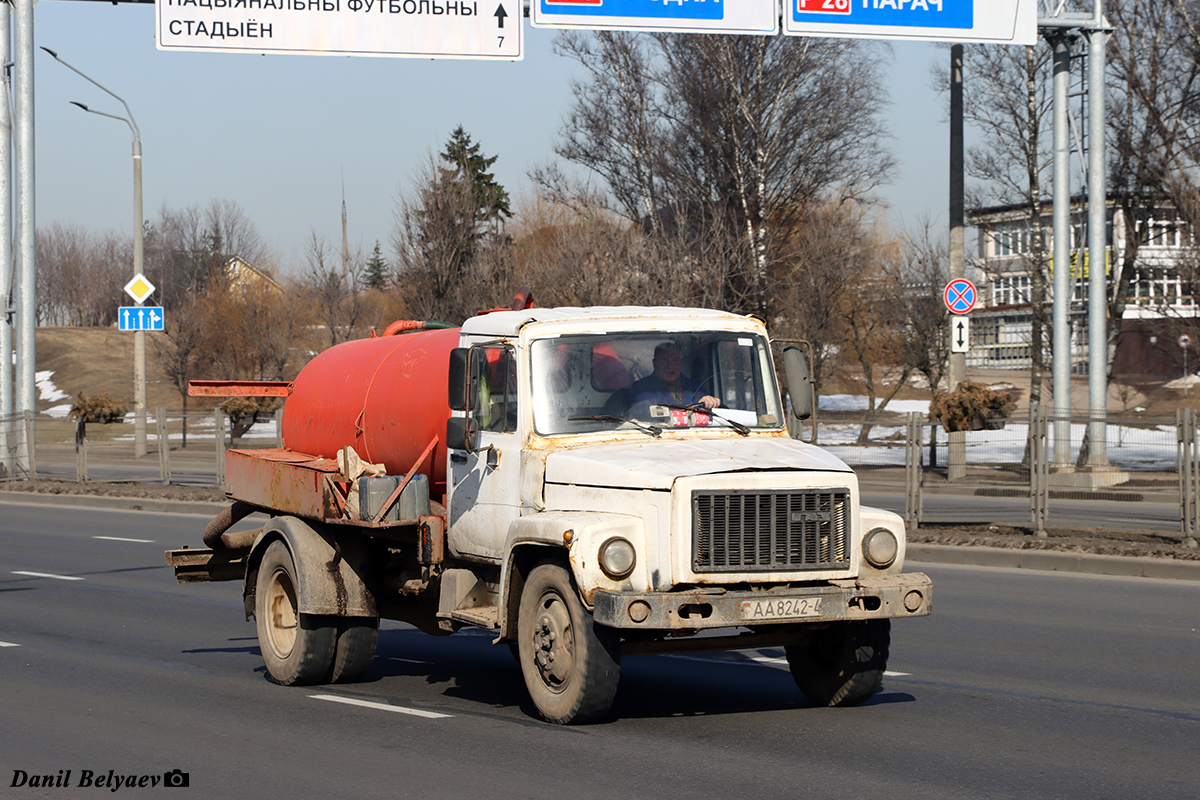 Гродненская область, № АА 8242-4 — ГАЗ-3307