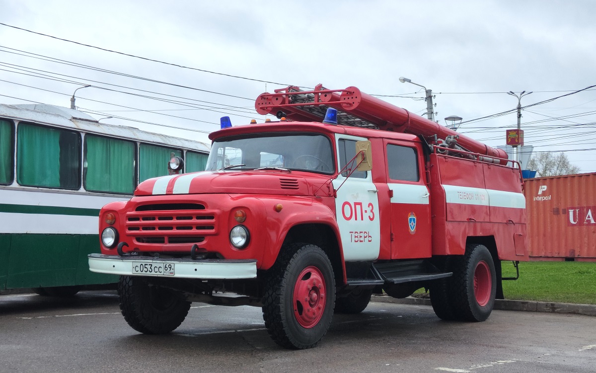 Тверская область, № С 053 СС 69 — ЗИЛ-431412