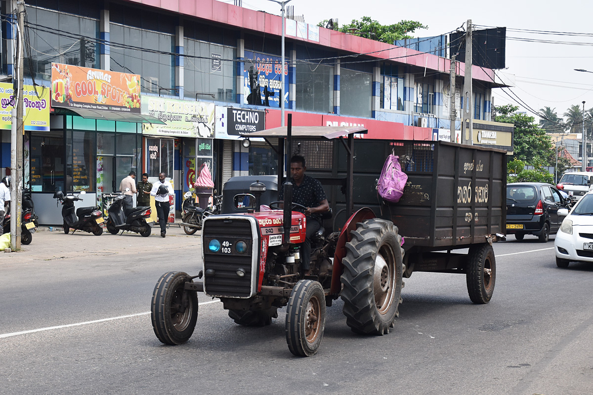 Шри-Ланка, № 49-103 — Massey Ferguson (общая модель)