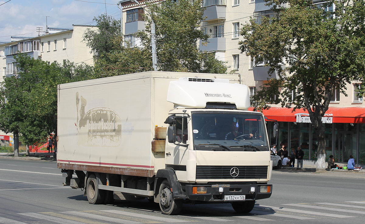 Челябинская область, № А 132 ХН 126 — Mercedes-Benz LK 709