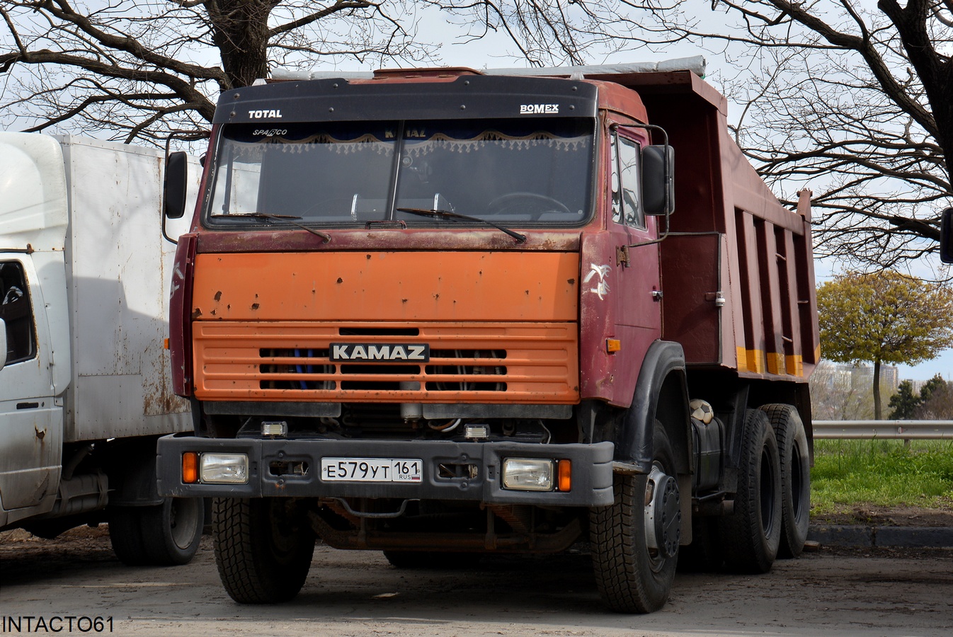 Ростовская область, № Е 579 УТ 161 — КамАЗ-65115 (общая модель)