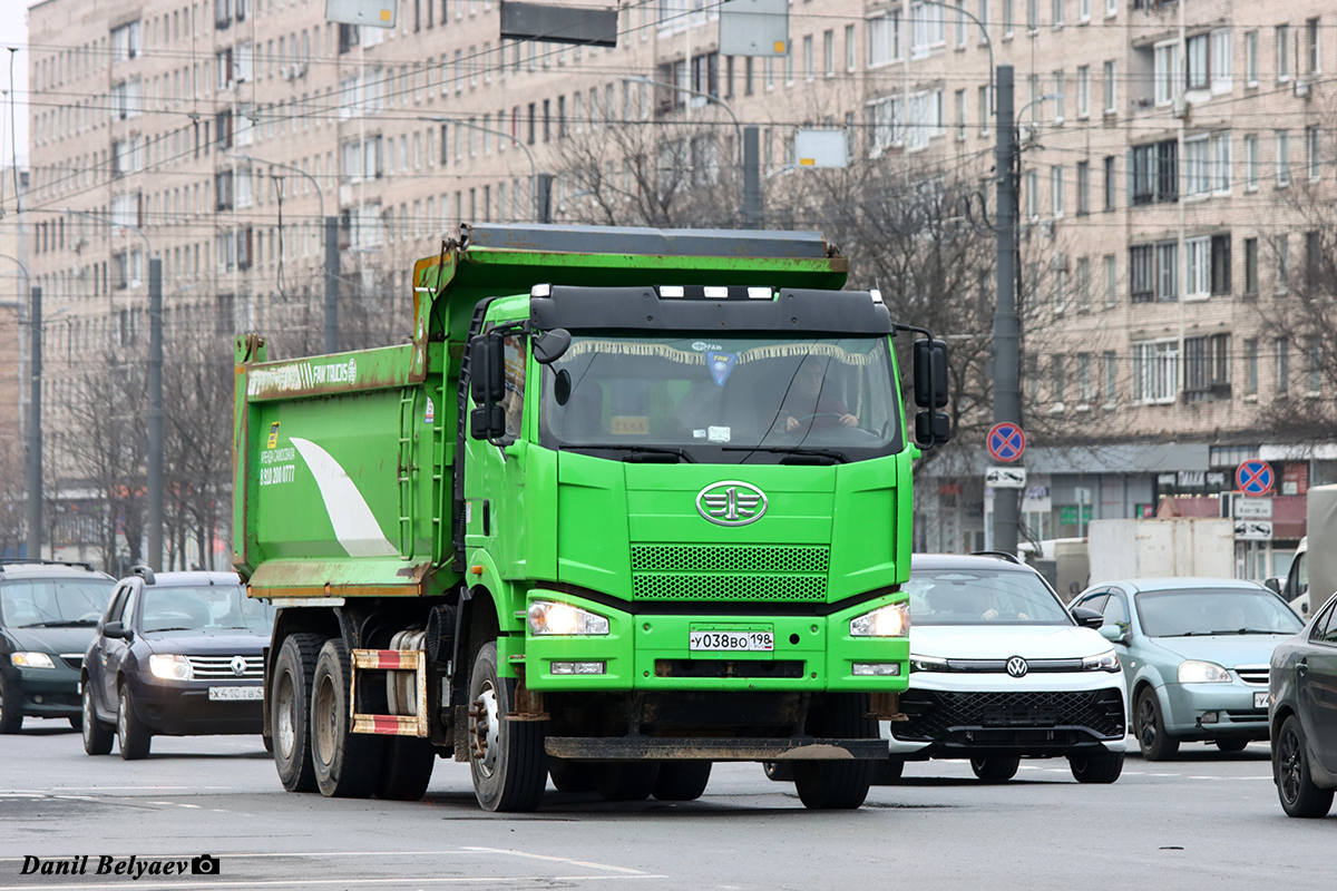Санкт-Петербург, № У 038 ВО 198 — FAW J6 CA3250