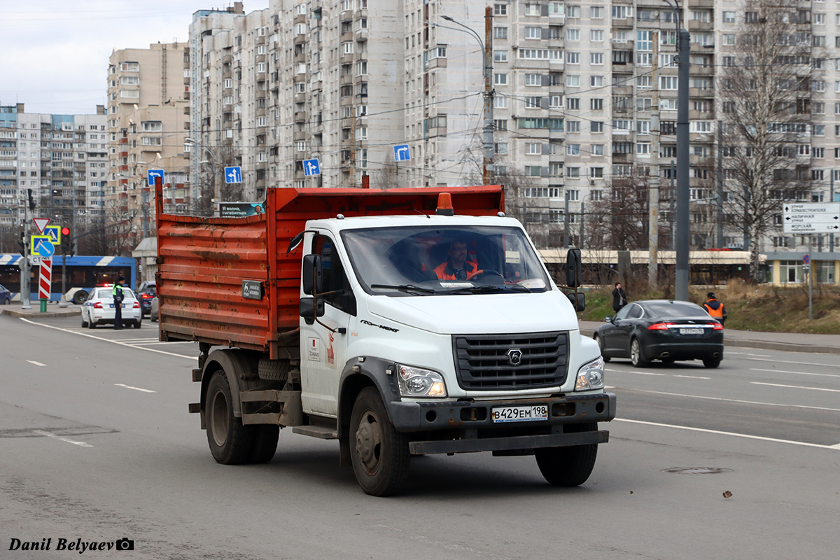 Санкт-Петербург, № В 429 ЕМ 198 — ГАЗ-C41R13