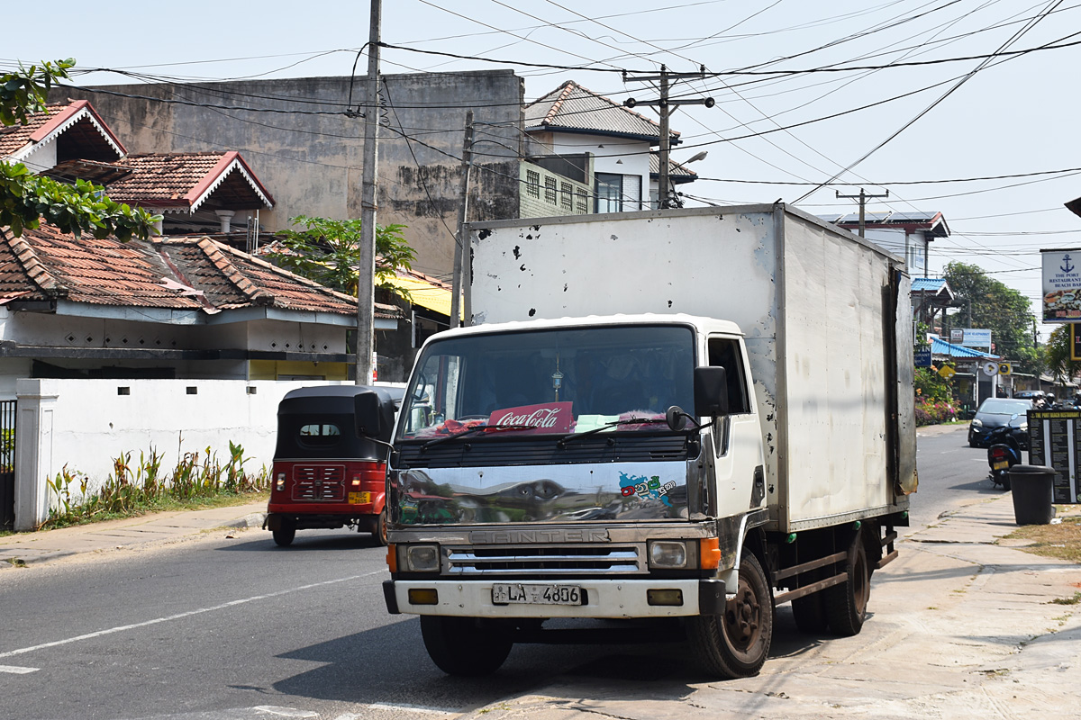 Шри-Ланка, № LA-4806 — Mitsubishi Fuso Canter