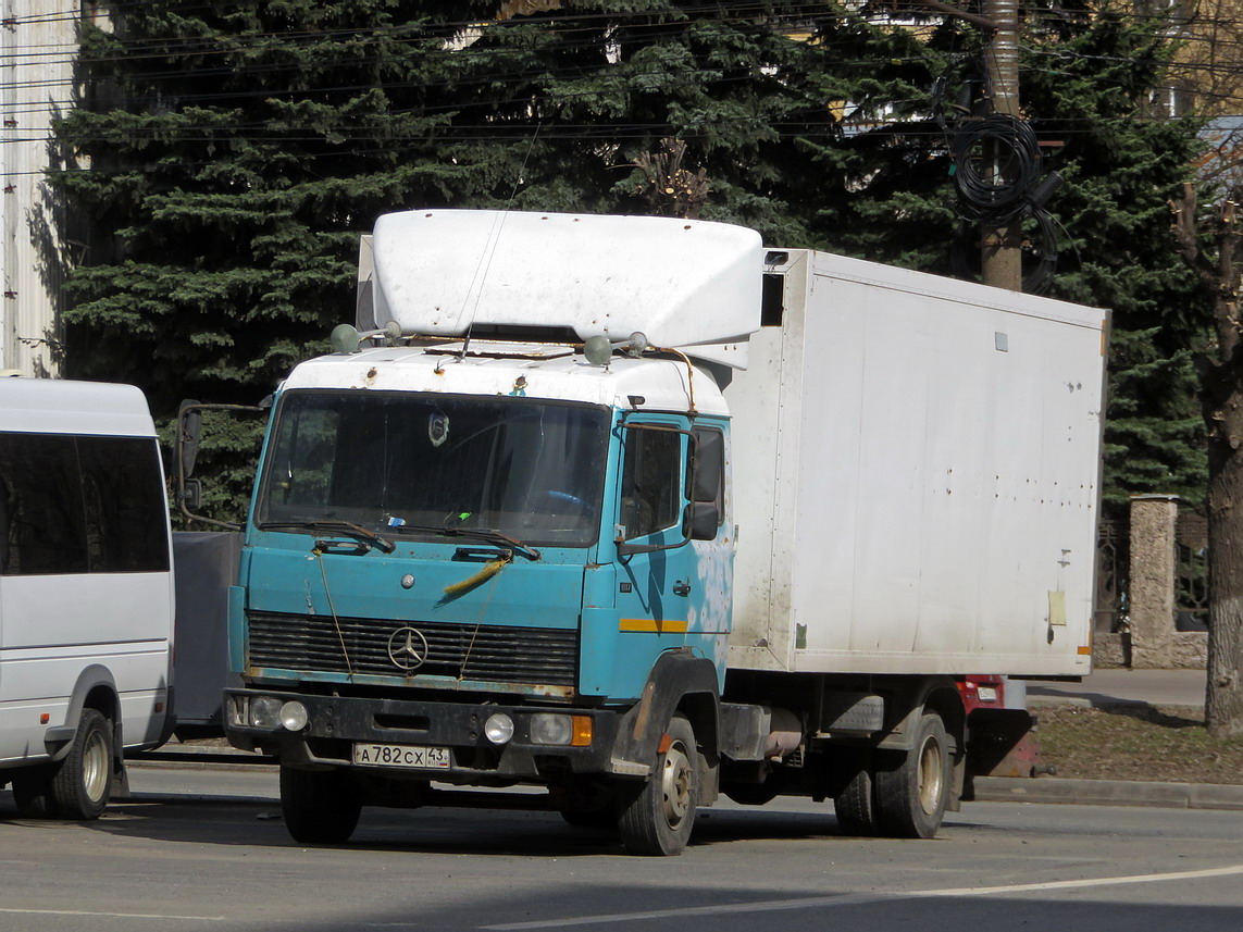 Кировская область, № А 782 СХ 43 — Mercedes-Benz LK 817