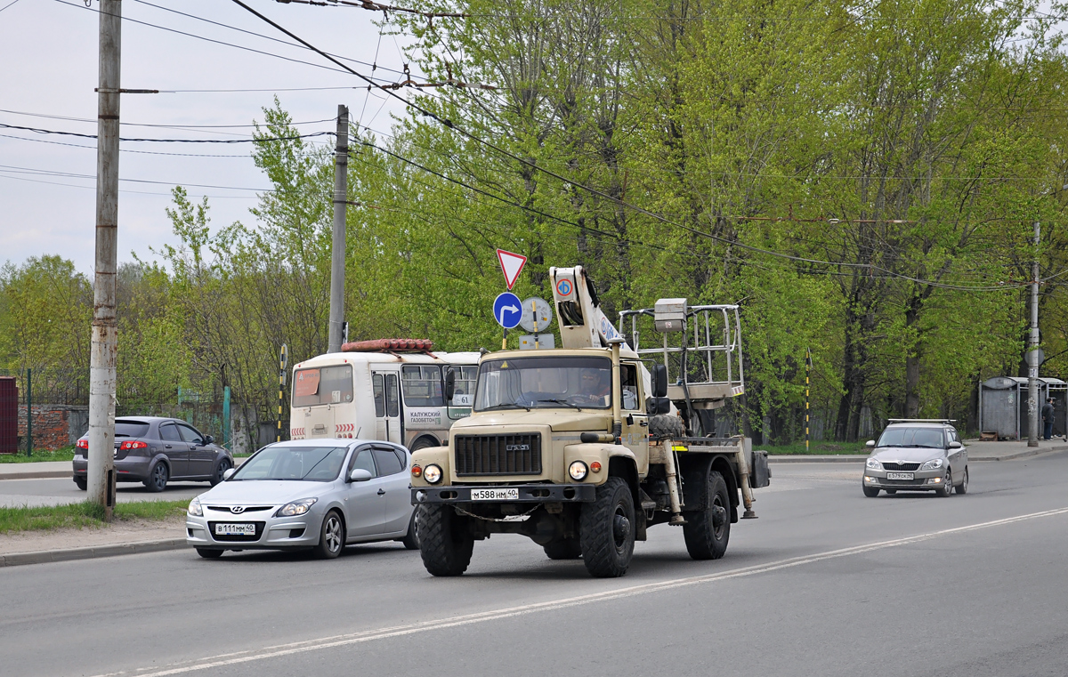 Калужская область, № М 588 НМ 40 — ГАЗ-33081 «Садко»