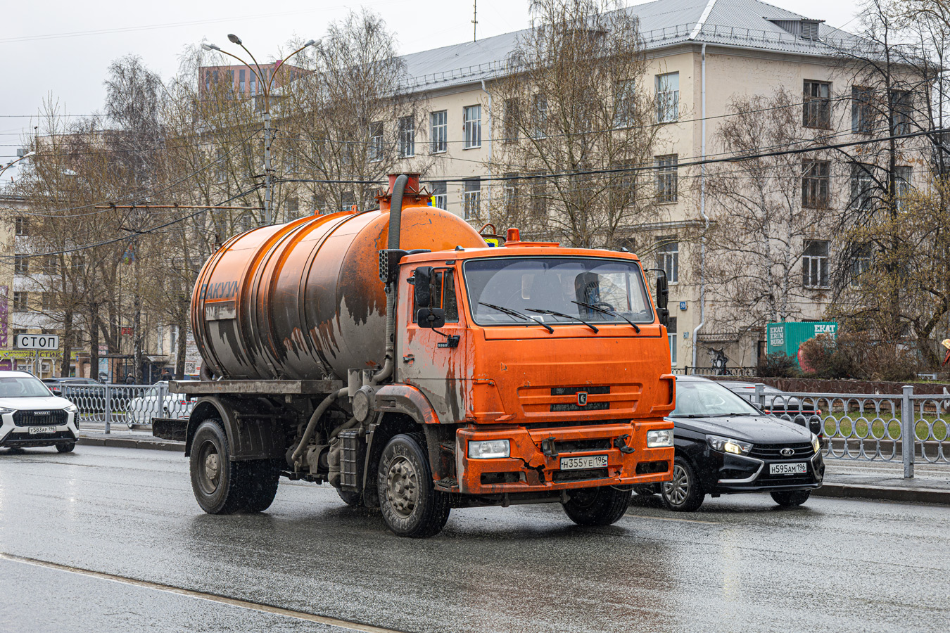 Свердловская область, № Н 355 УЕ 196 — КамАЗ-53605-A5(48)