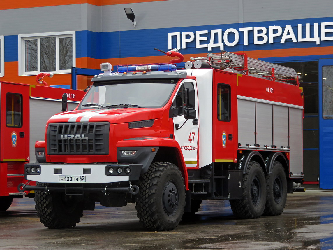 Кировская область, № Е 100 ТВ 43 — Урал NEXT 5557-72