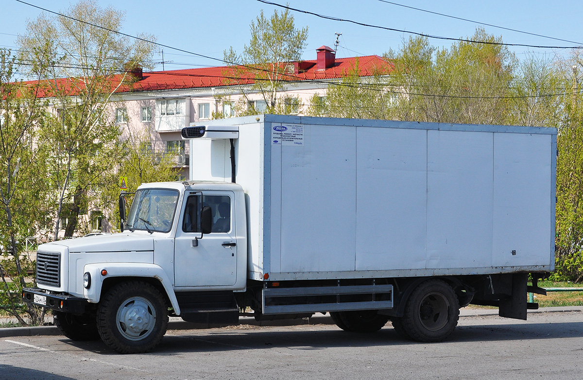 Омская область, № У 224 МН 55 — ГАЗ-3309