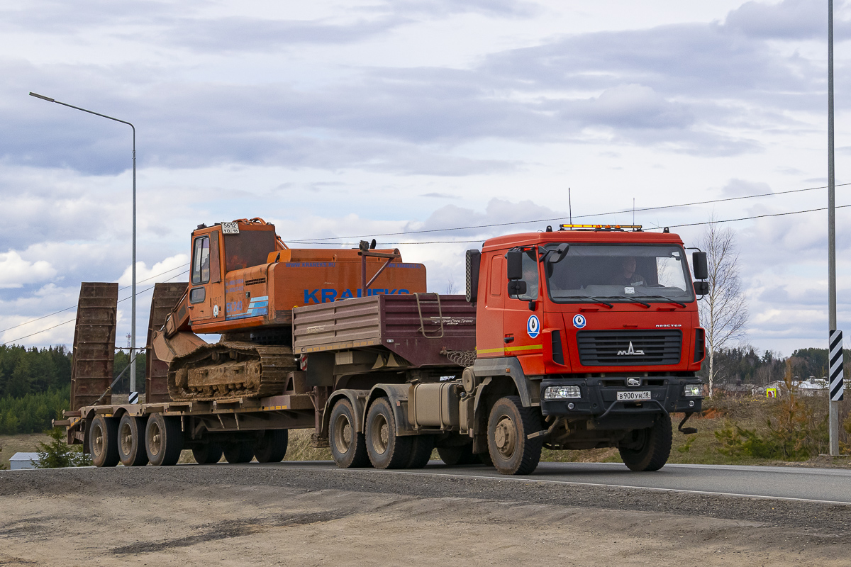 Удмуртия, № В 900 УН 18 — МАЗ-6432
