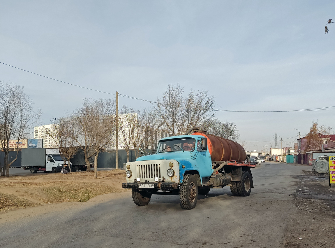 Астана, № Z 711 SOM — ГАЗ-53-14, ГАЗ-53-14-01