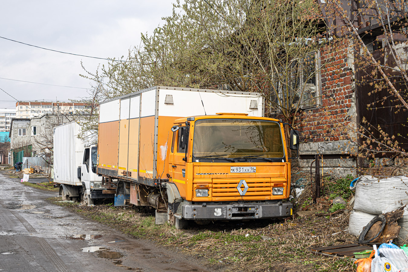 Свердловская область, № К 931 ХХ 96 — Renault Midliner