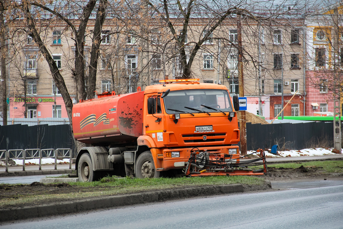 Пермский край, № В 806 ТО 159 — КамАЗ-53605-62