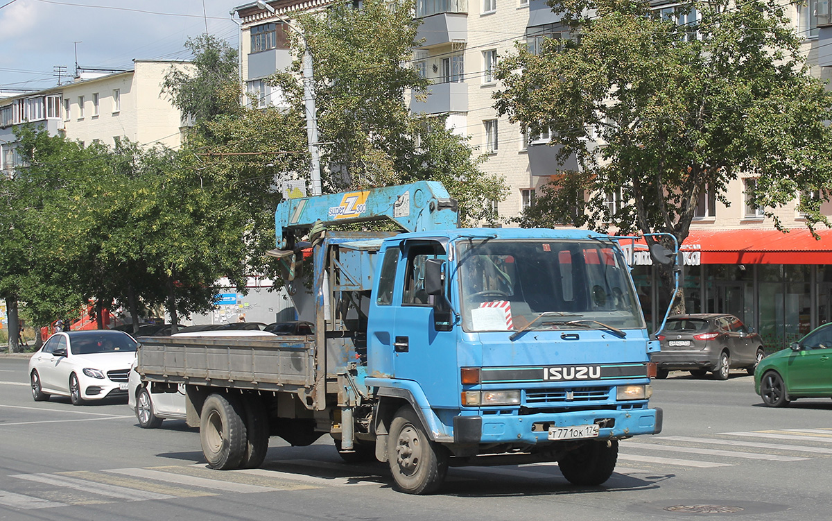 Челябинская область, № Т 771 ОК 174 — Isuzu Forward (общая модель)