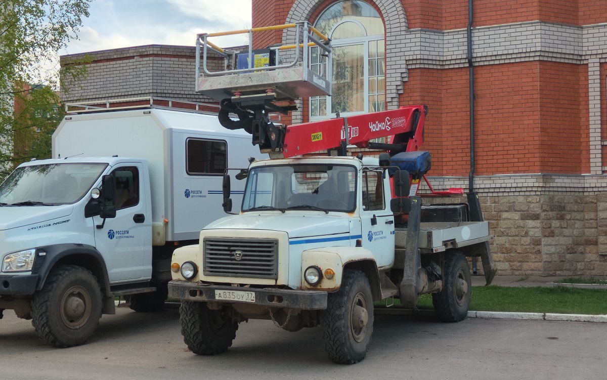 Ивановская область, № А 835 ОУ 37 — ГАЗ-33088 «Садко»