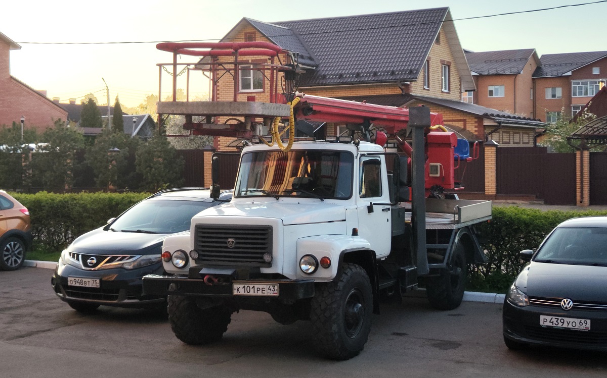 Кировская область, № К 101 РЕ 43 — ГАЗ-33088 «Садко»