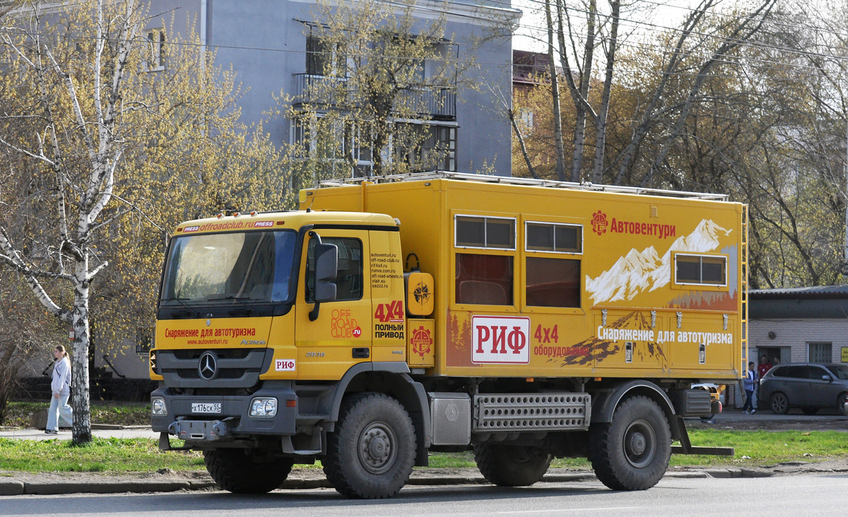 Омская область, № Х 176 СК 55 — Mercedes-Benz Actros ('2009)