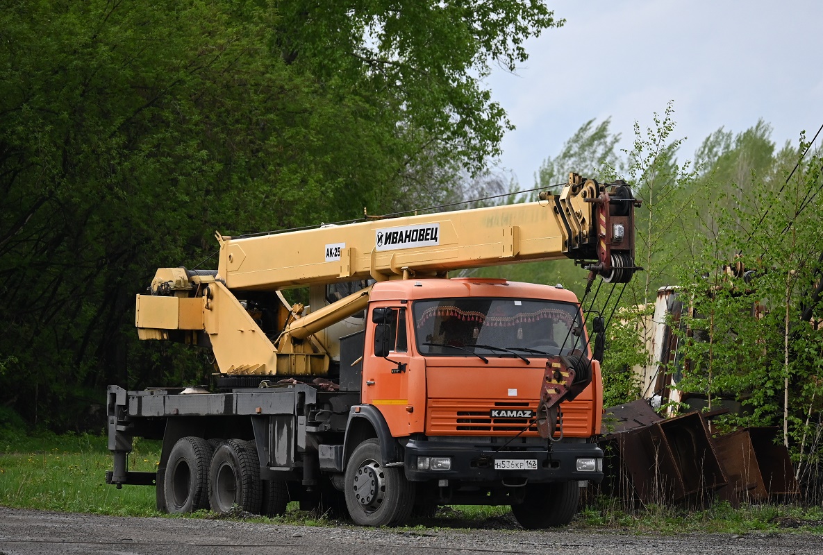 Кемеровская область, № Н 536 КР 142 — КамАЗ-65115 (общая модель)