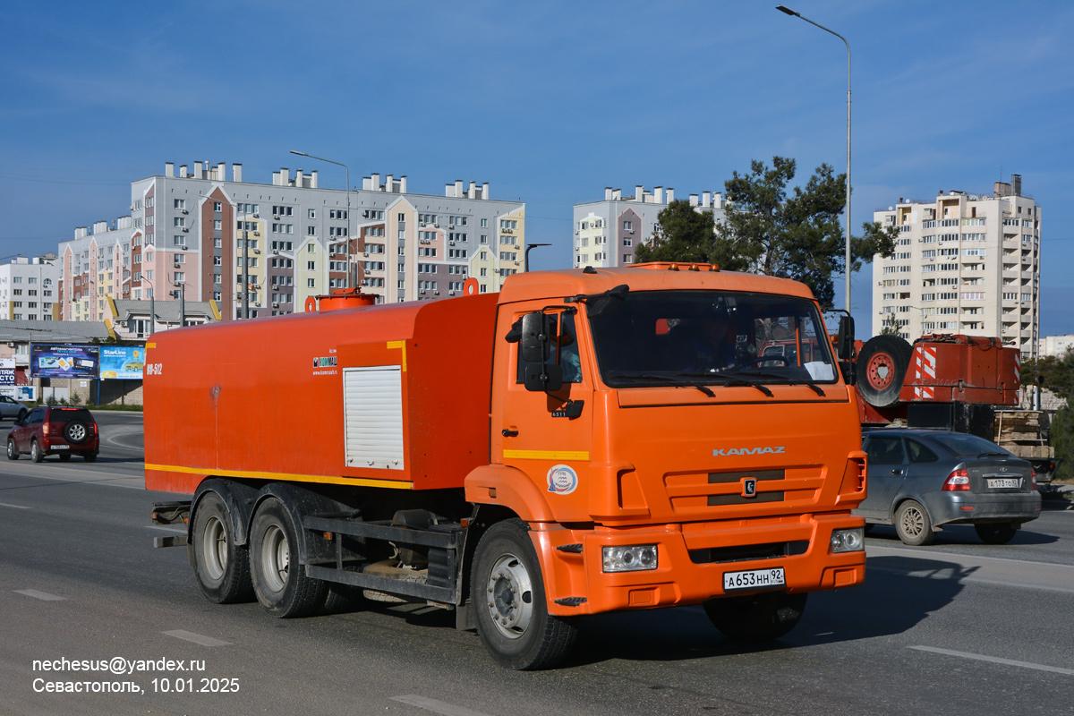 Севастополь, № А 653 НН 92 — КамАЗ-65115-42
