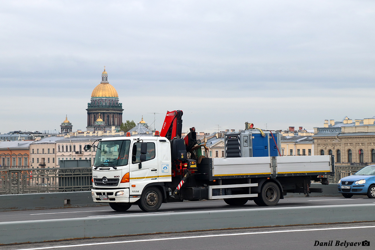 Санкт-Петербург, № Н 255 КА 198 — Hino 500
