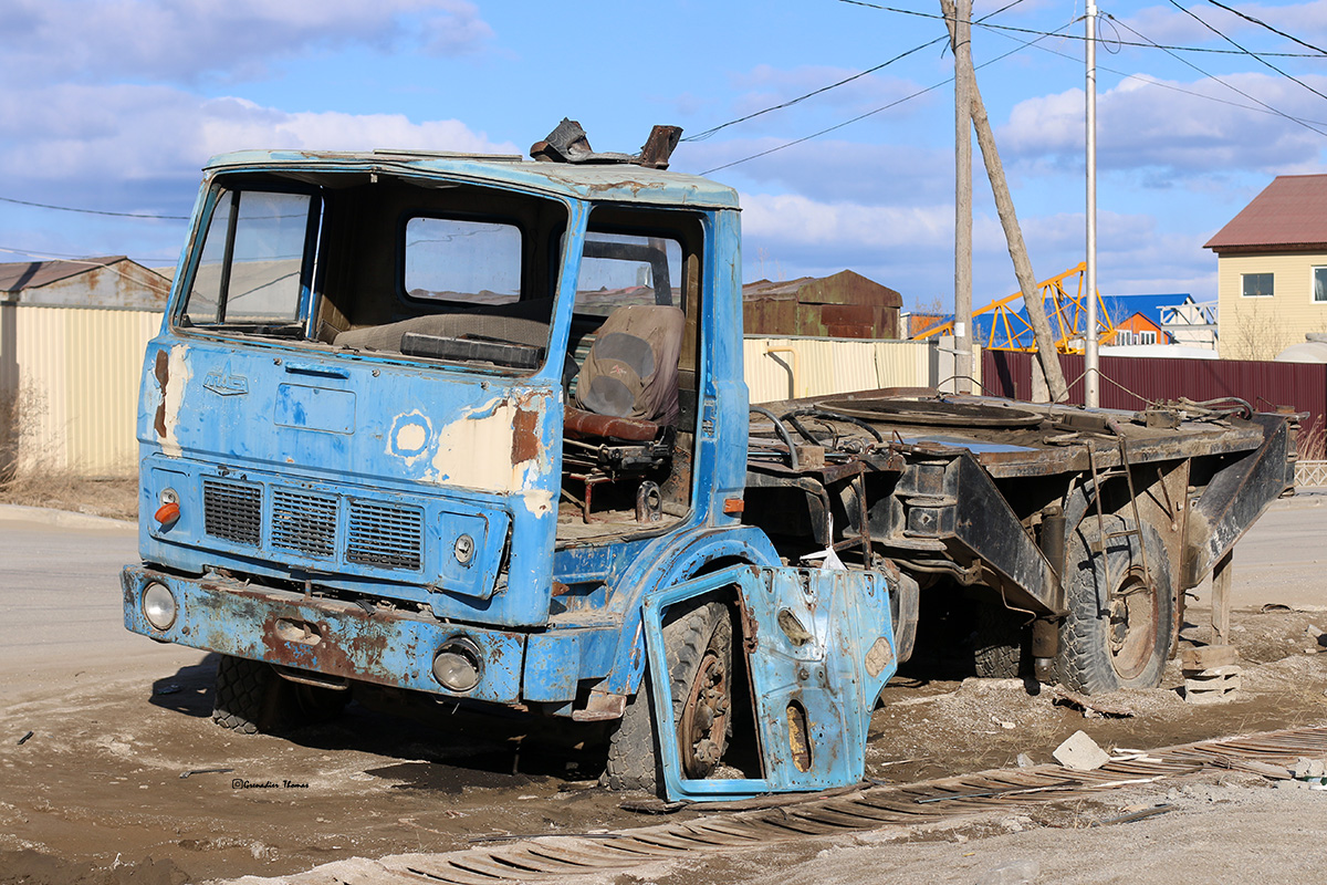 Саха (Якутия), № (14) Б/Н 0235 — МАЗ-5337 (общая модель); Транспортные средства без номеров (Саха (Якутия))