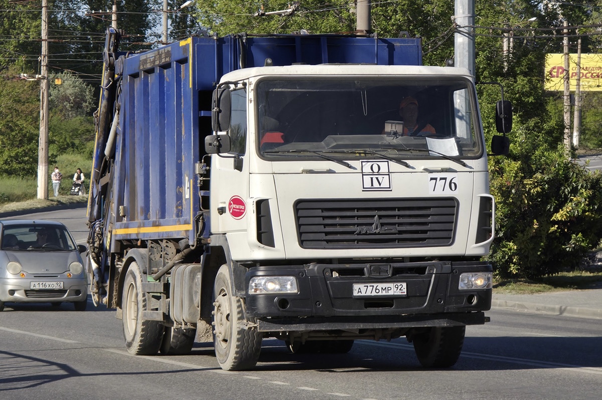 Севастополь, № А 776 МР 92 — МАЗ-5340C2