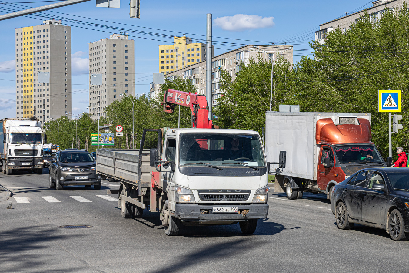 Свердловская область, № К 662 НЕ 196 — Mitsubishi Fuso Canter