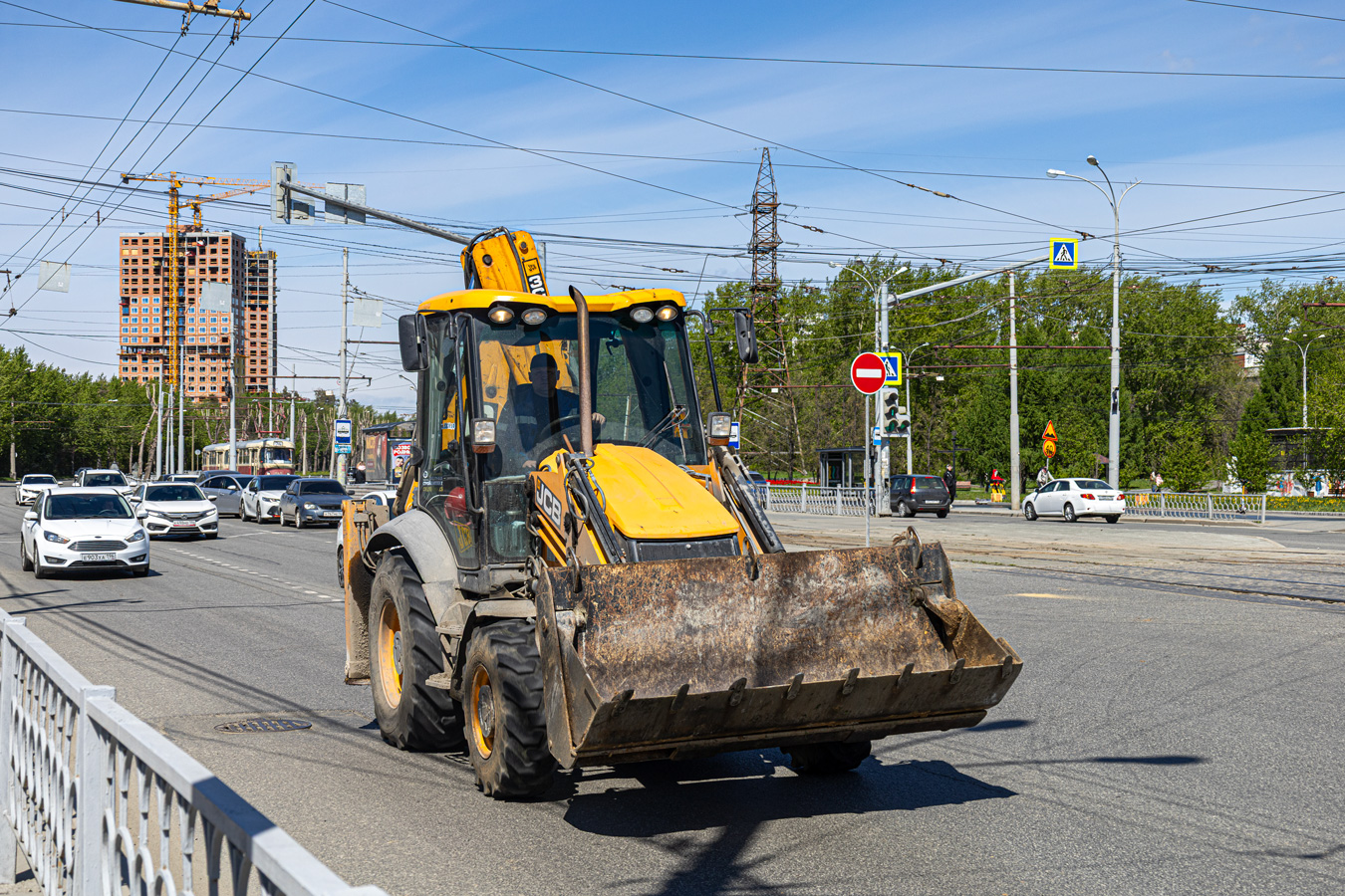 Свердловская область, № 8184 СА 66 — JCB 3CX