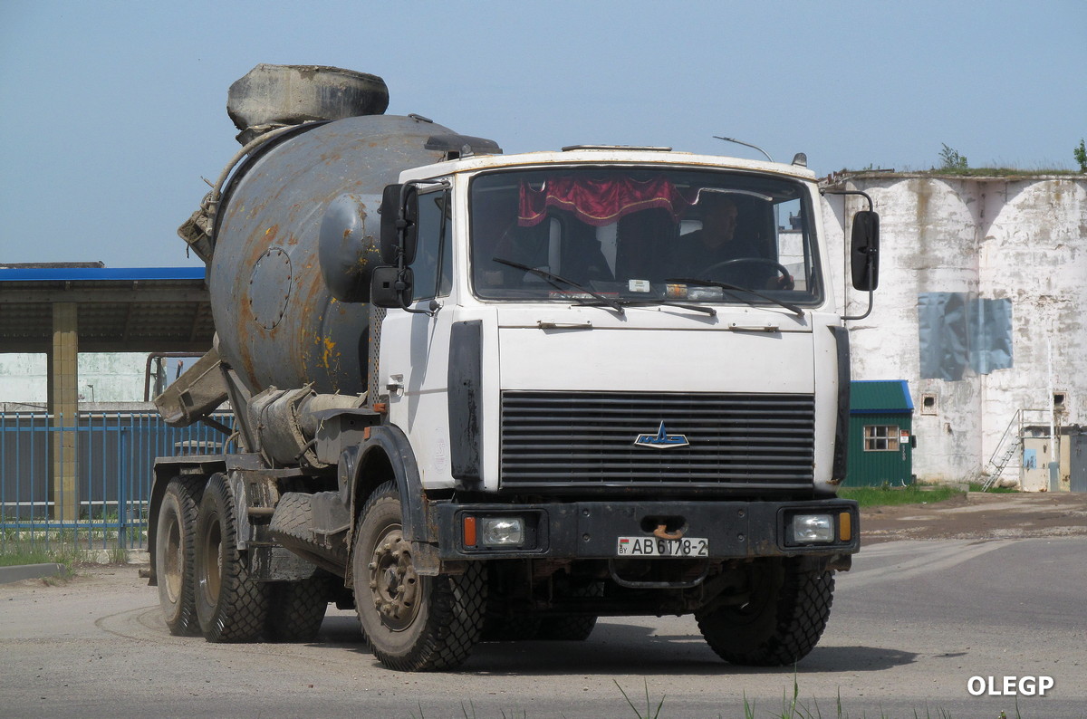 Витебская область, № АВ 6178-2 — МАЗ-6303 (общая модель)