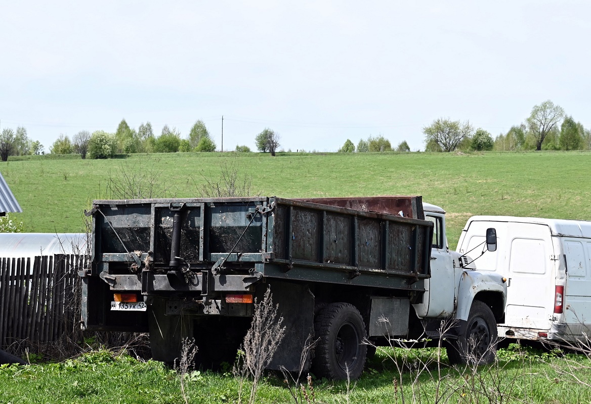 Кемеровская область, № Н 135 УК 42 — ЗИЛ-431412