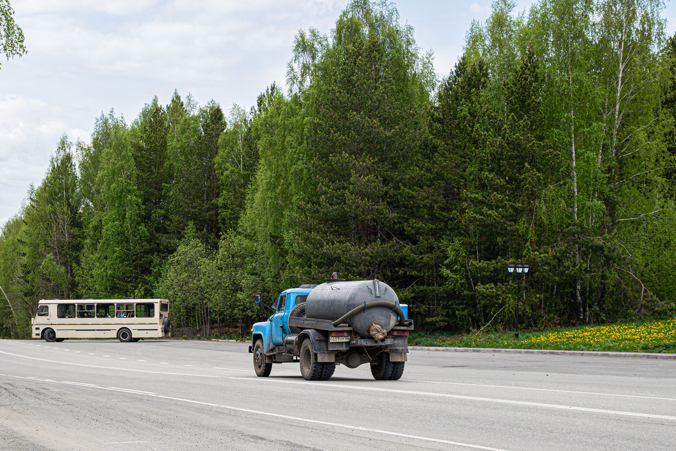 Свердловская область, № Х 609 КР 66 — ГАЗ-53-12