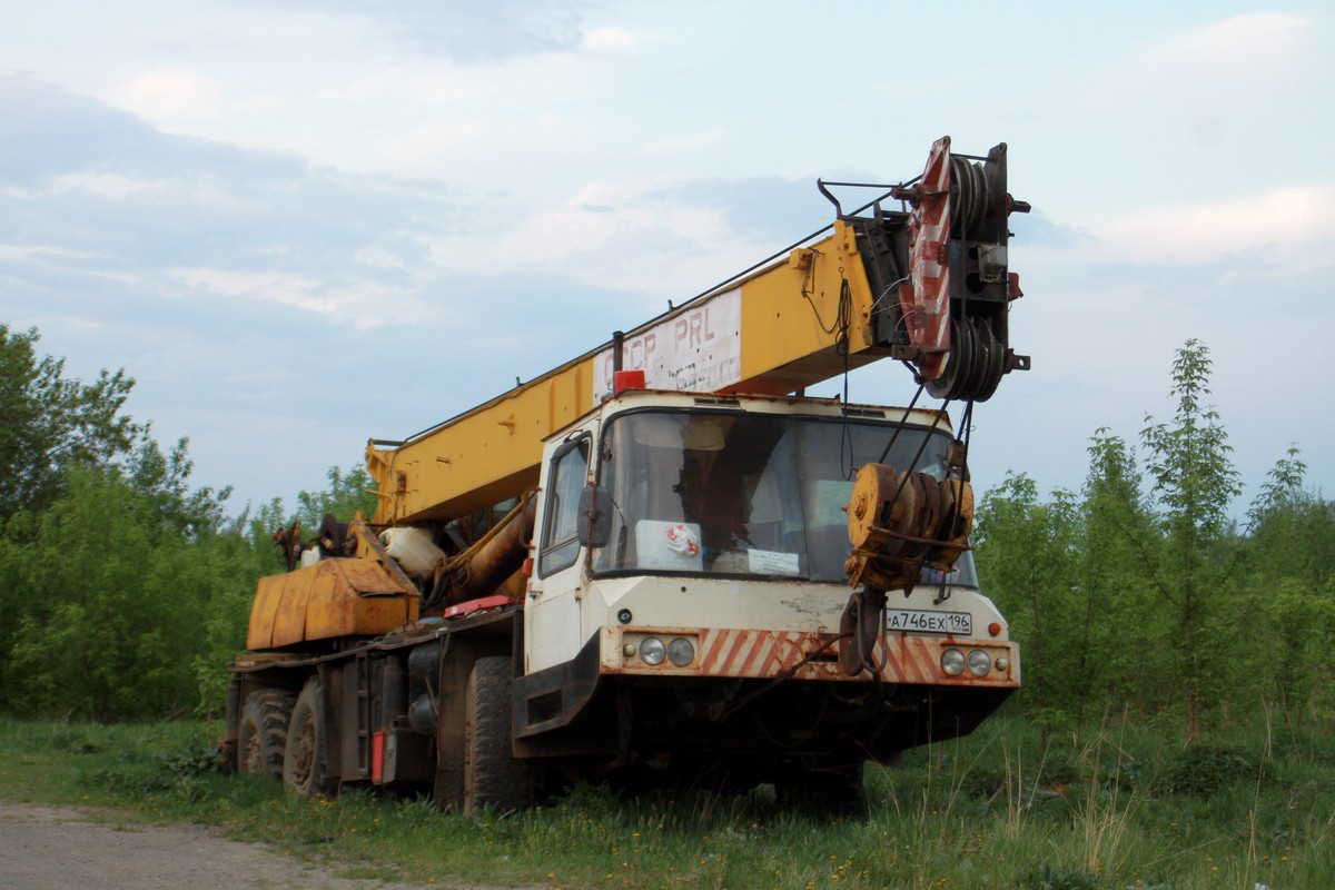 Свердловская область, № А 746 ЕХ 196 — Bumar Fablok PS-251